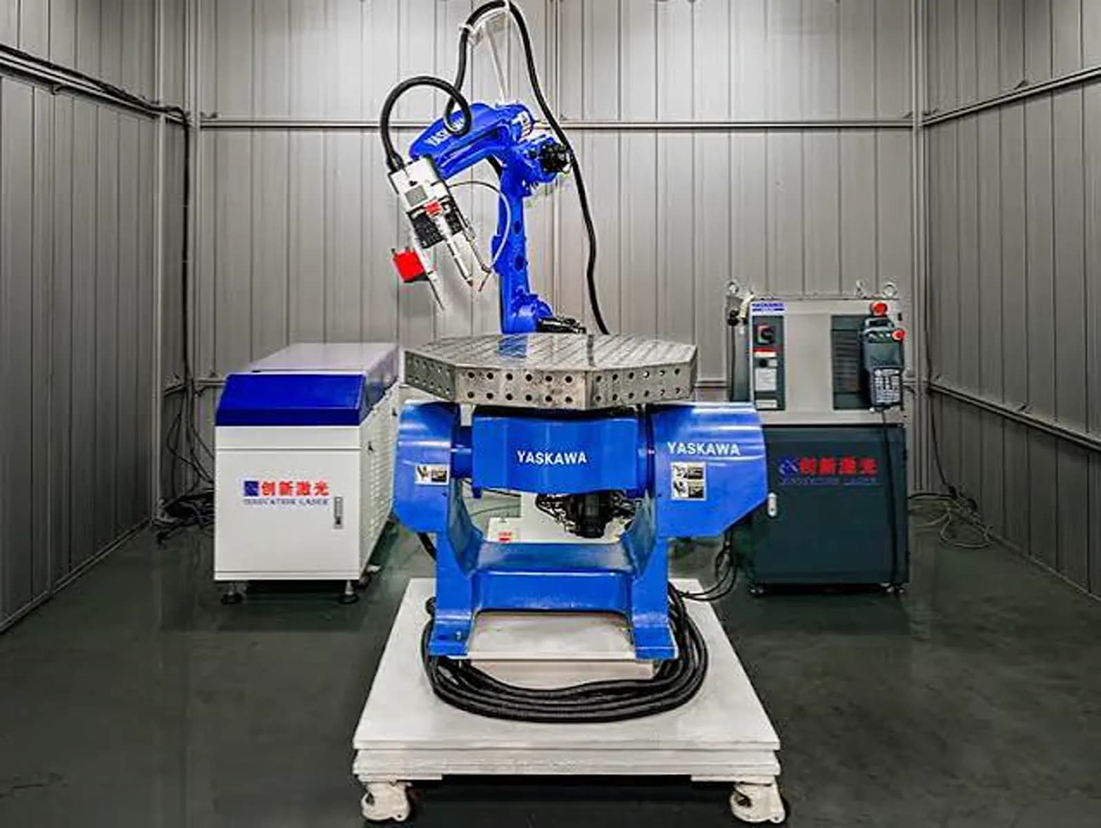 Yaskawa MOTOMAN GP12 industrial robot