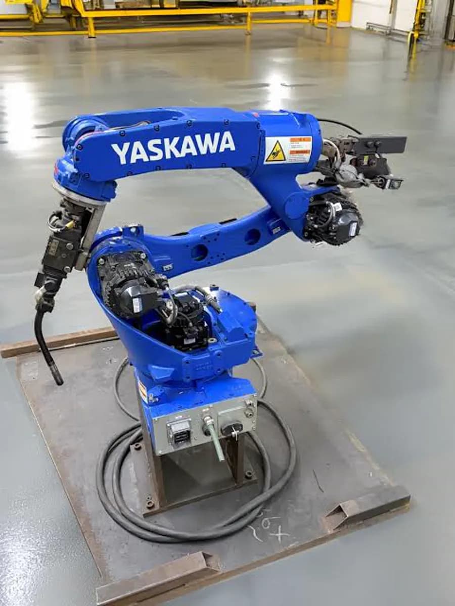 Robot de soldadura por arco Yaskawa MOTOMAN AR1440